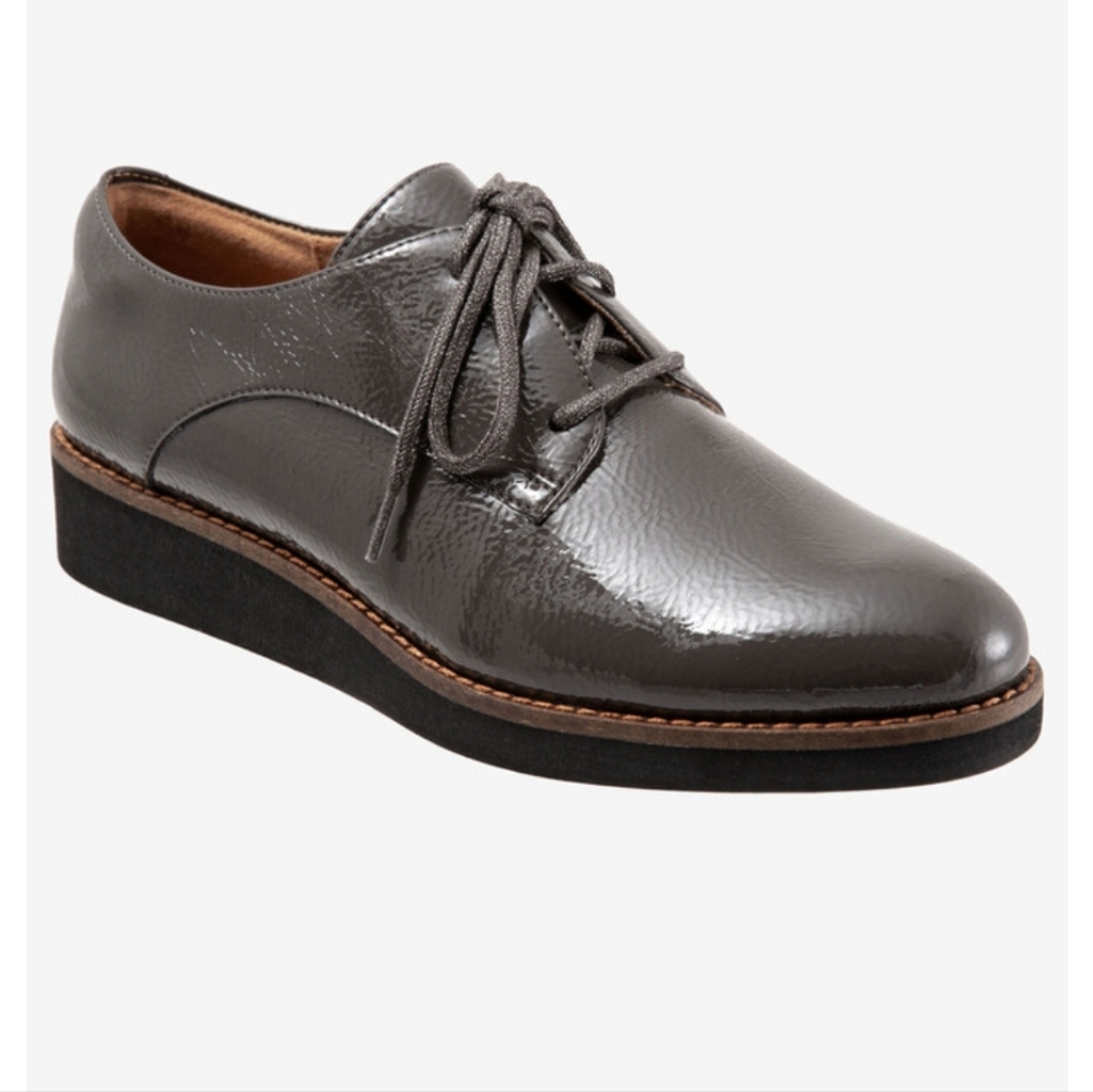 NIB SOFTWALK WILLIS PATENT OXFORD DARK GRAY LEATHER 9
